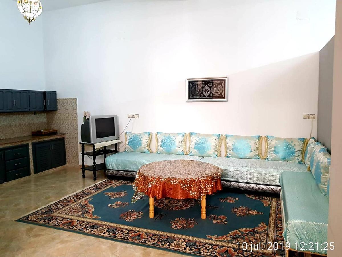 Appartement Garage Nour D'asilah free wifi Bagian luar foto