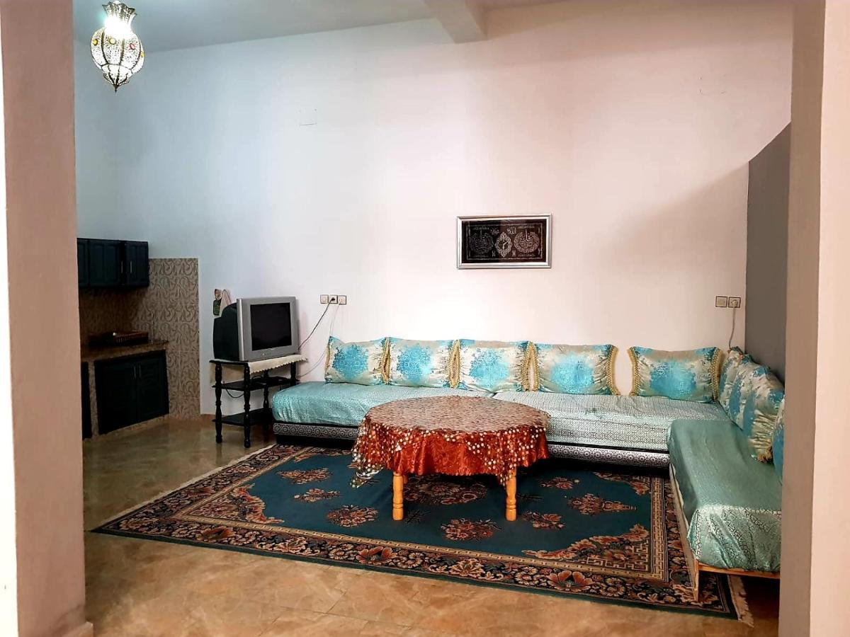 Appartement Garage Nour D'asilah free wifi Bagian luar foto