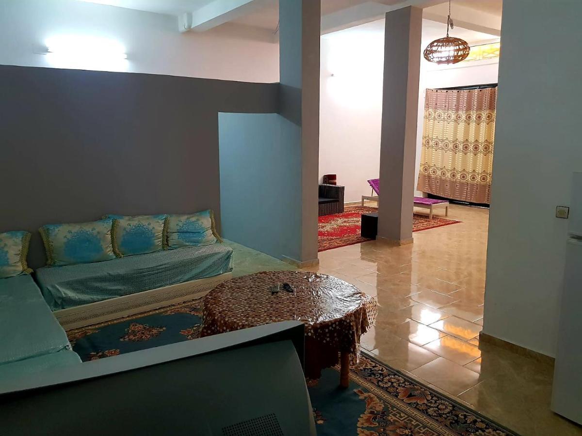 Appartement Garage Nour D'asilah free wifi Bagian luar foto