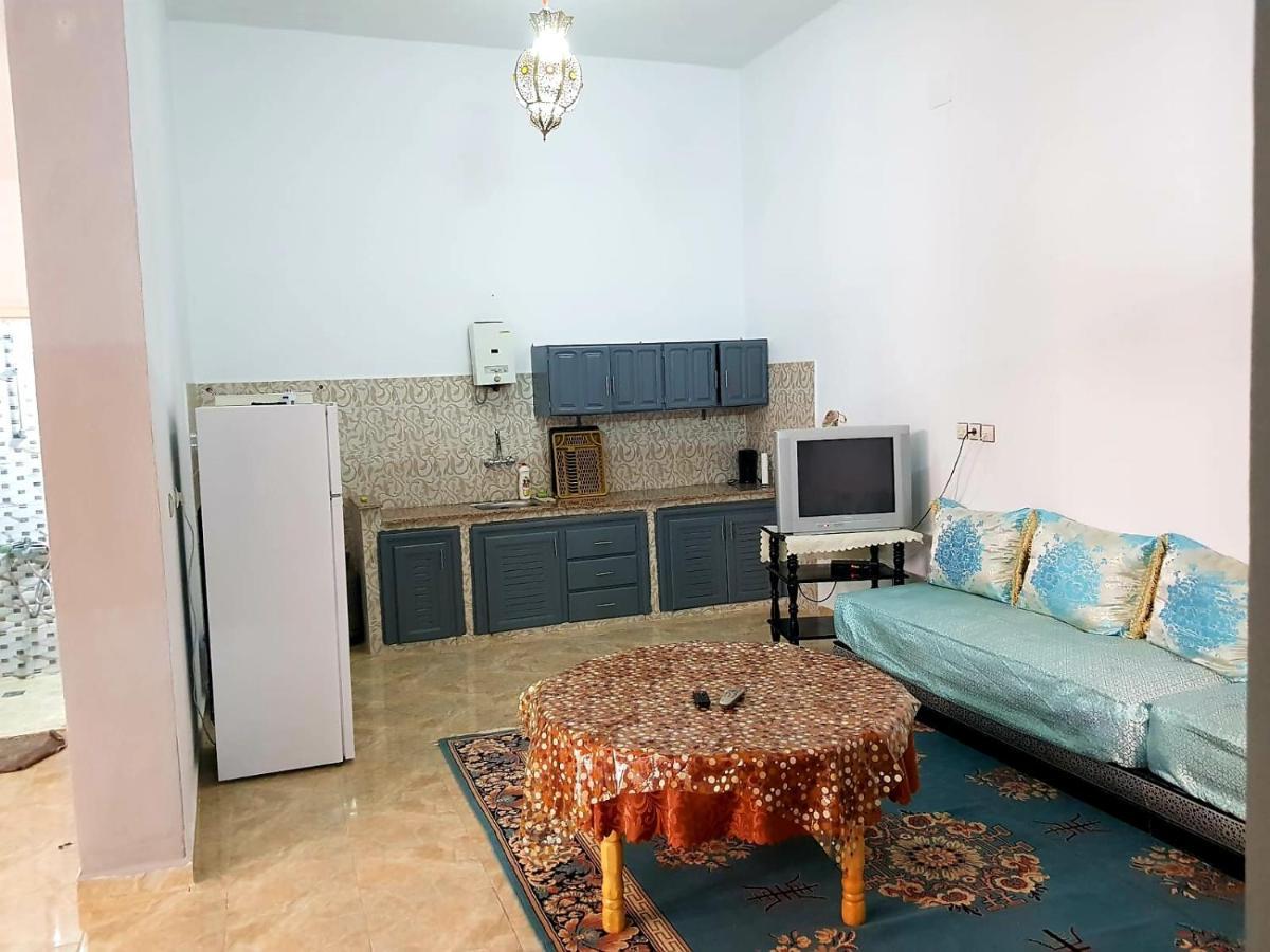 Appartement Garage Nour D'asilah free wifi Bagian luar foto
