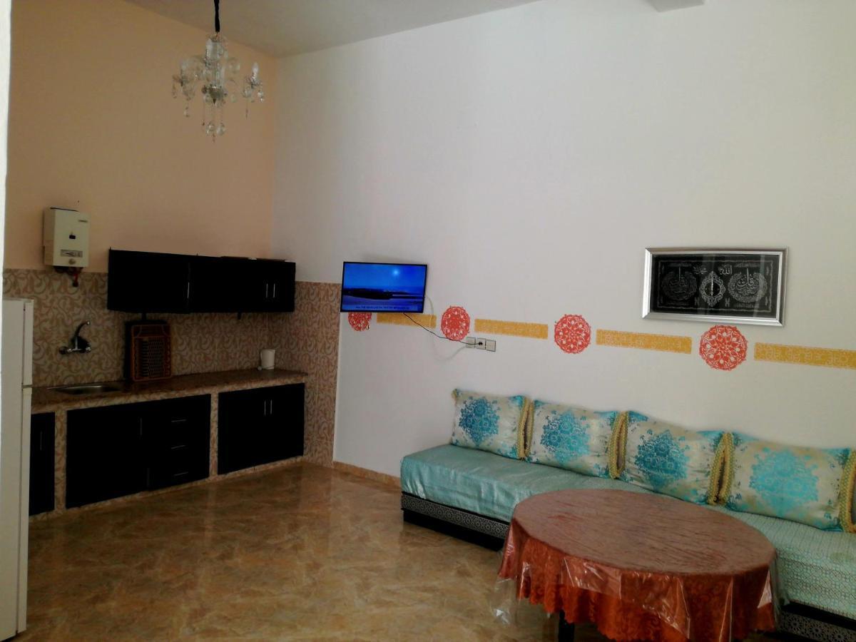 Appartement Garage Nour D'asilah free wifi Bagian luar foto